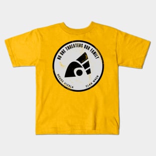 No One Threatens Our Family Kids T-Shirt